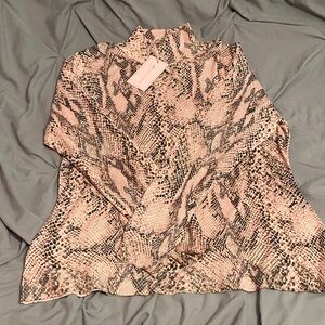 Fashion to Figure Snake Print turtle neck - Pink and Black